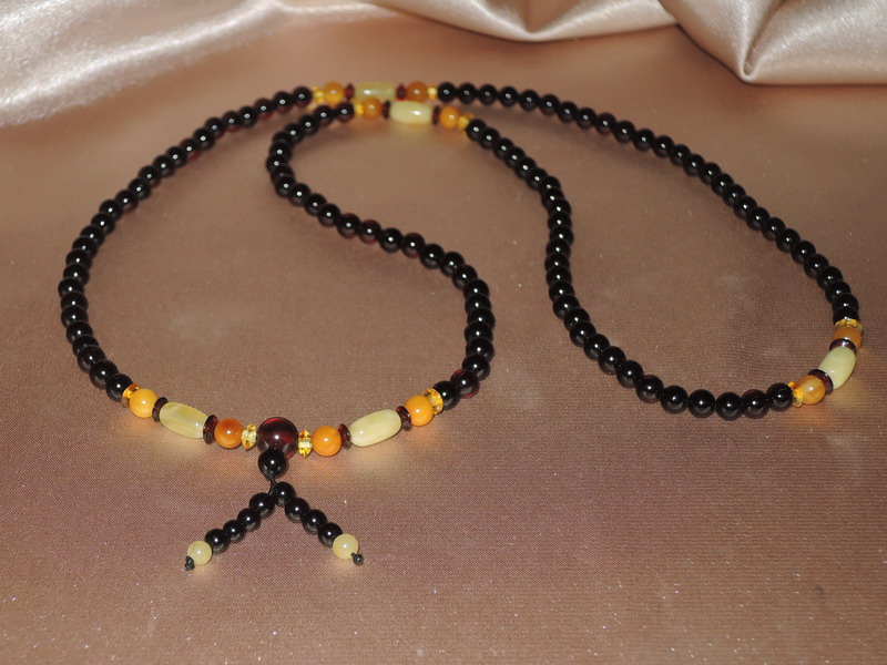 Jantárový náhrdelník NJ100DM Jantárový náhrdelník NJ100DM