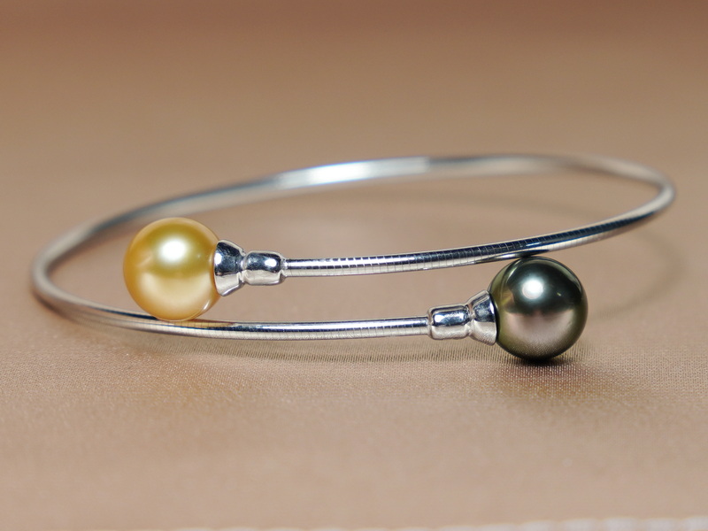 Náramok s čiernou a zlatožltou morskou perlou GTPB100wB Náramok s čiernou a zlatožltou morskou perlou GTPB100wB