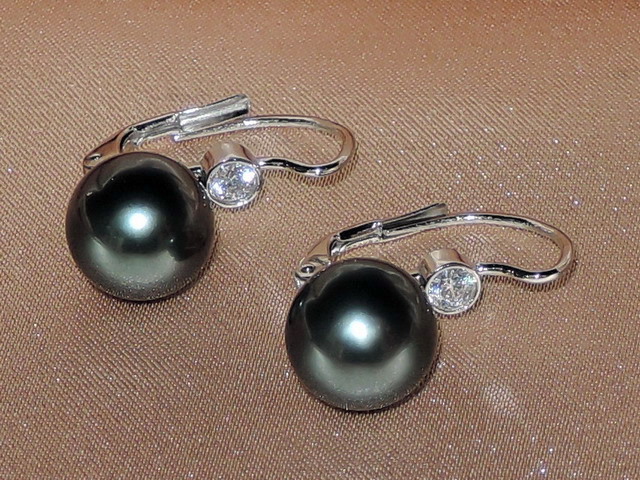 Zlaté náušnice 14K s čiernymi tahitskými perlami AAA DS222WE-T Zlaté náušnice 14K s čiernymi tahitskými perlami AAA DS222WE-T