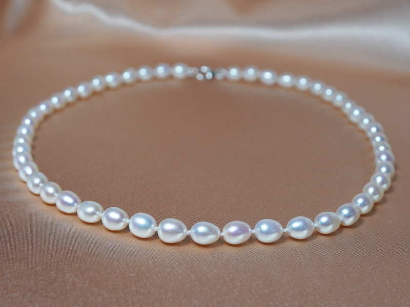 Perlový náhrdelník pravé oválne perly OSN06AA+wJ Perlový náhrdelník pravé oválne perly OSN06AA+wJ