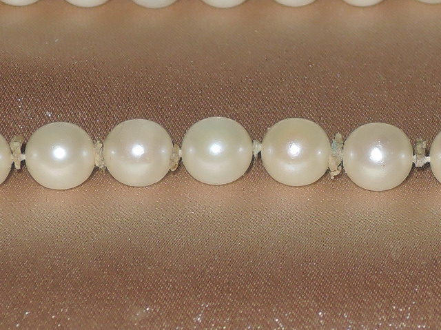 Perlový náhrdelník-previazanie PN001 Perlový náhrdelník-previazanie PN001