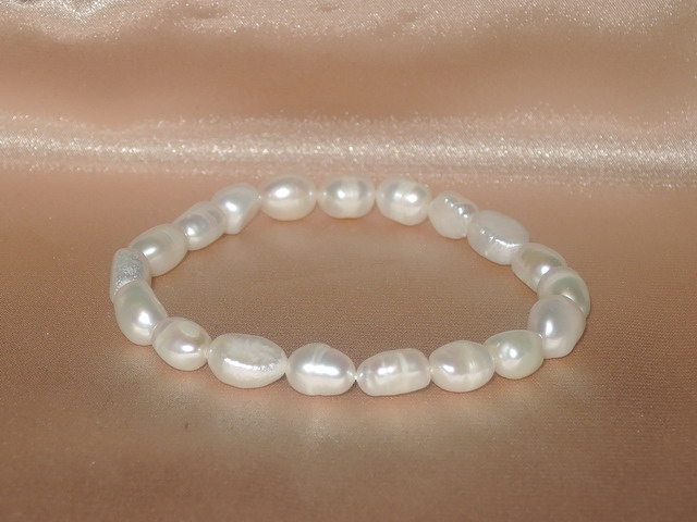 Perlový náramok na silikónovej gumičke BB7080wG Perlový náramok na silikónovej gumičke BB7080wG