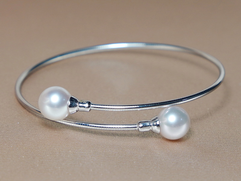 Zlatý náramok 18 kt. s perlami Južného Pacifiku WPB100w-B Zlatý náramok 18 kt. s perlami Južného Pacifiku WPB100w-B