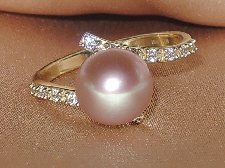 Prsteň s perlou BC029YFR-L Prsteň s perlou BC029YFR-L