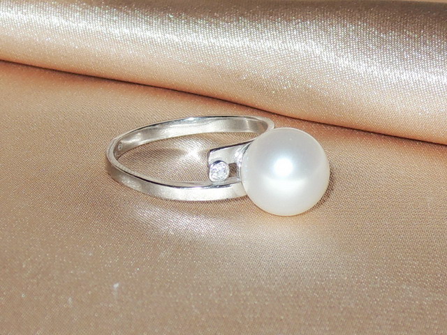 Prsteň s perlou BC04SR-W Prsteň s perlou BC04SR-W