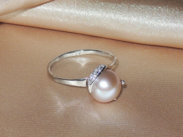 Strieborný prsteň s riečnou ružovou perlou BC05SR-P Strieborný prsteň s riečnou ružovou perlou BC05SR-P