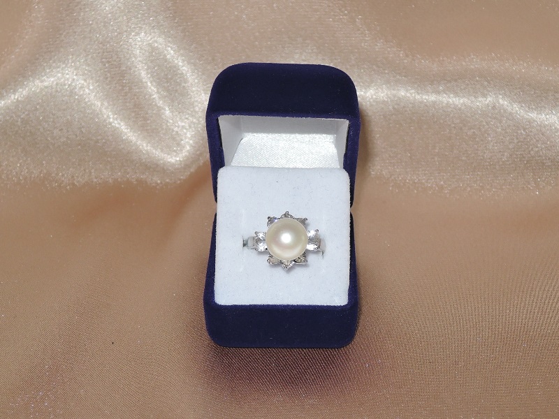 Prsteň so sladkovodnou perlou PR200w Prsteň so sladkovodnou perlou PR200w