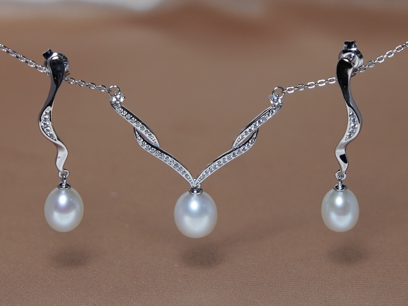 Set šperkov so zirkónmi a pravými perlami PS2040SH Set šperkov so zirkónmi a pravými perlami PS2040SH