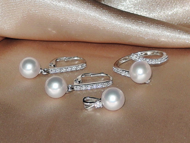 Šperky s perlami BC110WFS-W Šperky s perlami BC110WFS-W