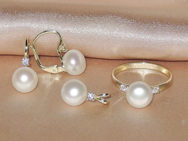 Šperky s perlami BC180YBS-W Šperky s perlami BC180YBS-W