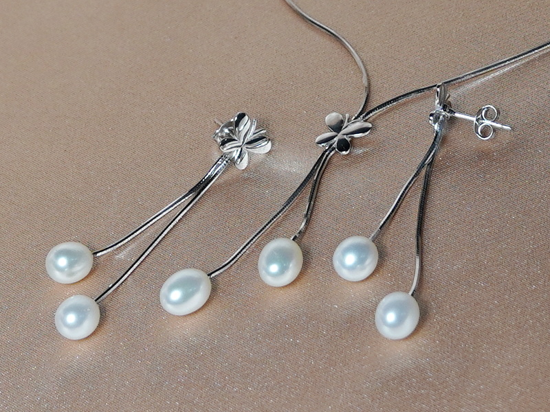 Strieborný set šperkov s pravými perlami PS222B Strieborný set šperkov s pravými perlami PS222B