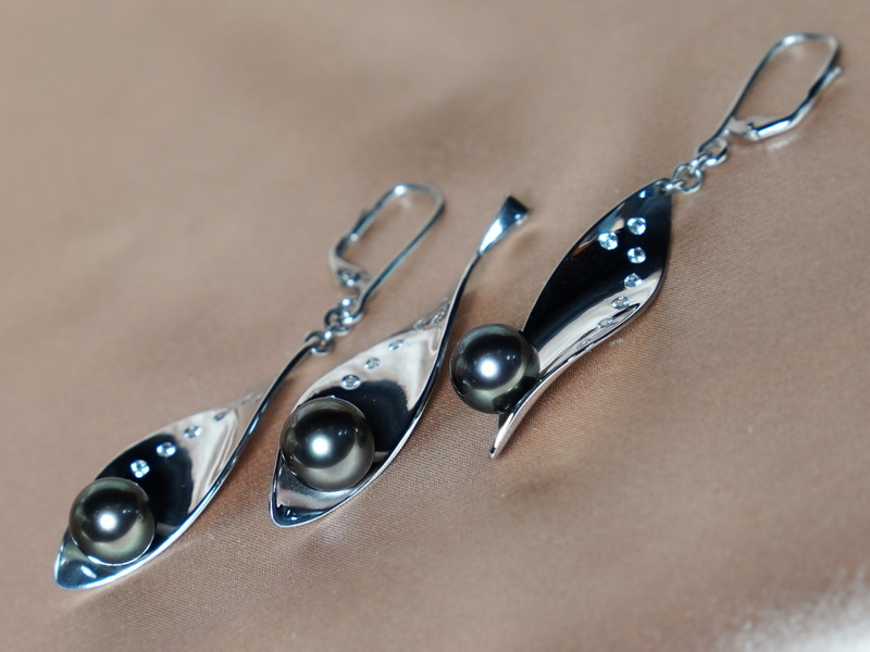 Zlatá súprava šperkov s tahitskými perlami AAA BC02WS-T Zlatá súprava šperkov s tahitskými perlami AAA BC02WS-T