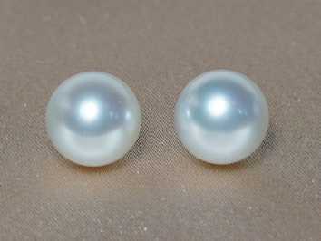 Biele perly Južného Pacifiku 10,5 mm s certifikátom PSL SSW100BC.5 Biele perly Južného Pacifiku 10,5 mm s certifikátom PSL SSW100BC.5