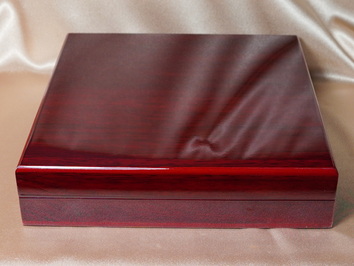 Drevená kazeta na súpravu šperkov DK05X Drevená kazeta na súpravu šperkov DK05X