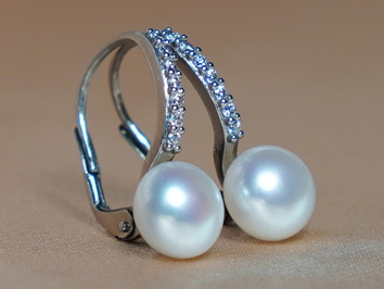 Perlové náušnice BC021SBE-W Perlové náušnice BC021SBE-W