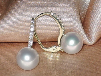 Perlové náušnice  BC021YE-W Perlové náušnice  BC021YE-W