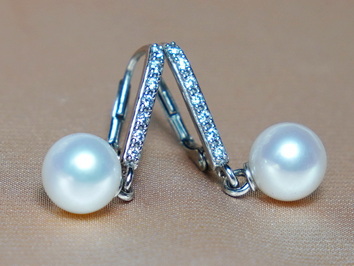 Perlové náušnice  BC024SE-W Perlové náušnice  BC024SE-W