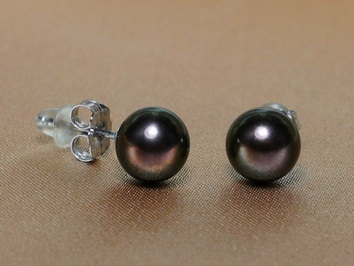 Zlaté náušnice s pravou perlou FE585AAAwB Zlaté náušnice s pravou perlou FE585AAAwB