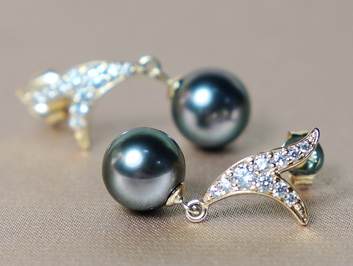 Zlaté náušnice 14K s tahitskými perlami AAA WW06YVE-T Zlaté náušnice 14K s tahitskými perlami AAA WW06YVE-T