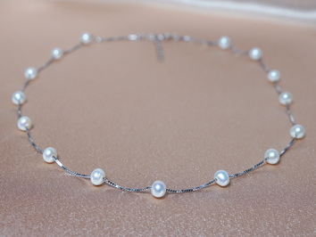 Perlový náhrdelník FPN020B Perlový náhrdelník FPN020B