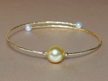 Perlový náramok GB18KAAAZY Perlový náramok GB18KAAAZY