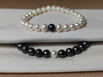 Personalizované partnerské perlové náramky PS005