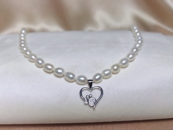 Personalizovaný perlový náhrdelník  PS014 Personalizovaný perlový náhrdelník  PS014