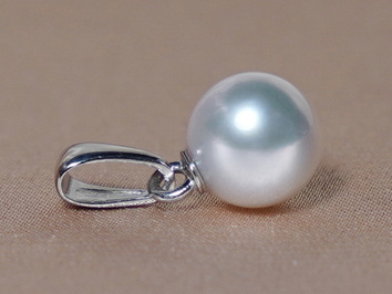 Prívesok s perlou AP020C Prívesok s perlou AP020C