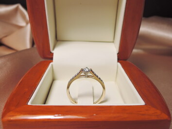 Prsteň s diamantmi MC3306RJ Prsteň s diamantmi MC3306RJ