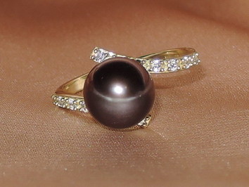 Prsteň s perlou BC029YFR-B Prsteň s perlou BC029YFR-B