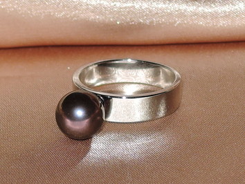 Prsteň s perlou BC032WFR-B Prsteň s perlou BC032WFR-B