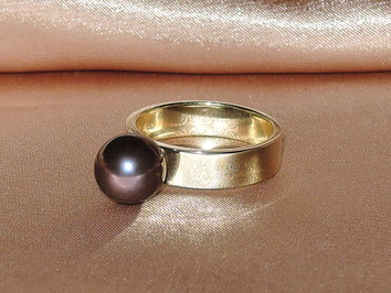 Prsteň s perlou BC032YFR-B Prsteň s perlou BC032YFR-B