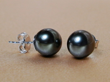 Zlaté napichovacie náušnice tahitské perly TAE500wQ Zlaté napichovacie náušnice tahitské perly TAE500wQ