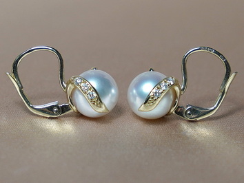 Zlaté náušnice 14K s perlami Južného Pacifiku a briliantmi BC05YE-W