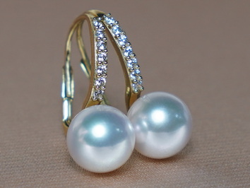 Zlaté náušnice 14K s perlami Južného Pacifiku BC021YE-W