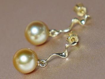 Zlaté náušnice 14K s perlami Južného Pacifiku SSPE100B