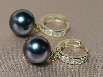 Zlaté náušnice 14K s pravými tahitskými perlami DS120YE-T Zlaté náušnice 14K s pravými tahitskými perlami DS120YE-T