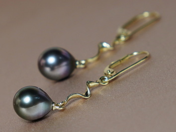 Zlaté náušnice 14K s pravými tahitskými perlami TDyE300ZM
