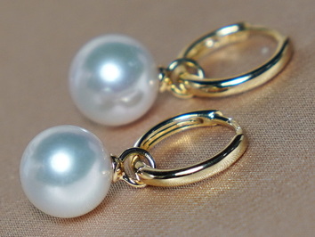 Zlaté náušnice 14K z perál Južného Pacifiku WW017YE-W