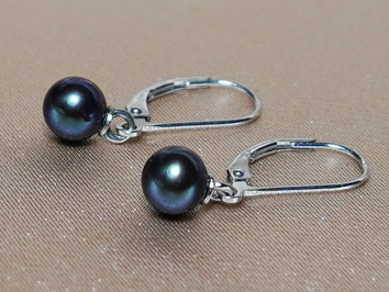 Zlaté náušnice s perlami GA014WFE-B Zlaté náušnice s perlami GA014WFE-B