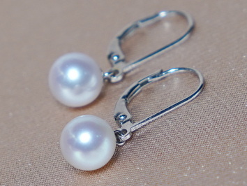 Zlaté náušnice s perlami GA014WFE-W Zlaté náušnice s perlami GA014WFE-W