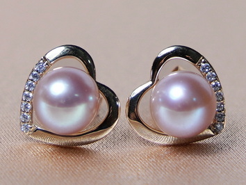 Zlaté náušnice s ružovou sladkovodnou perlou WW013YE-FP Zlaté náušnice s ružovou sladkovodnou perlou WW013YE-FP