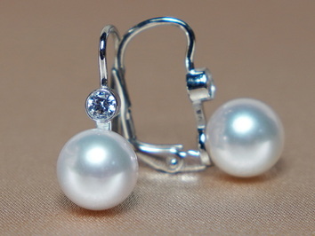 Zlaté perlové náušnice pravá morská perla a zirkón DS222WE-A Zlaté perlové náušnice pravá morská perla a zirkón DS222WE-A