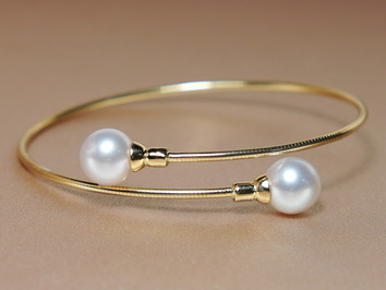 Zlatý náramok 18 kt. s perlami Južného Pacifiku WPB100y-B Zlatý náramok 18 kt. s perlami Južného Pacifiku WPB100y-B