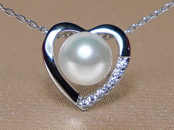 Zlatý prívesok s riečnou perlou  WW011WP-FW Zlatý prívesok s riečnou perlou  WW011WP-FW