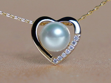 Zlatý prívesok s riečnou perlou  WW011YP-FW Zlatý prívesok s riečnou perlou  WW011YP-FW