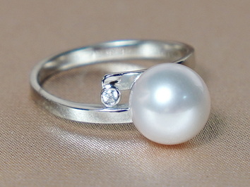 Zlatý prsteň s perlou Južného Pacifiku BC04WR-W Zlatý prsteň s perlou Južného Pacifiku BC04WR-W