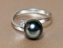 Prsteň s perlou v akcii