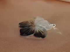 Prívesok z lastúry TPFP02G 2.jpg TPFP02G