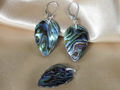 Abalone prívesok a.jpg ALPE010G